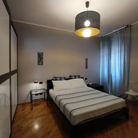 Iris- Old Town Bréscia